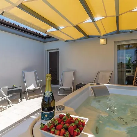 Lovely Home In Stinjan With Wifi Holiday home Stinjan