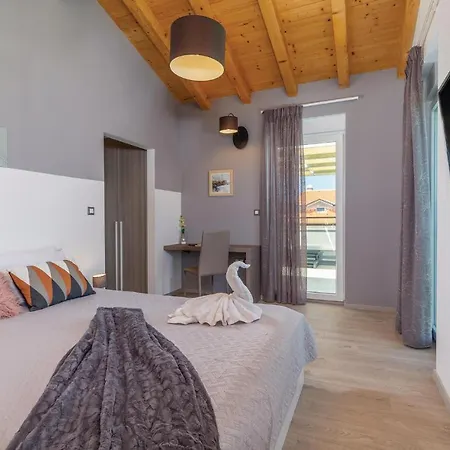 בית נופש Luxurious In *