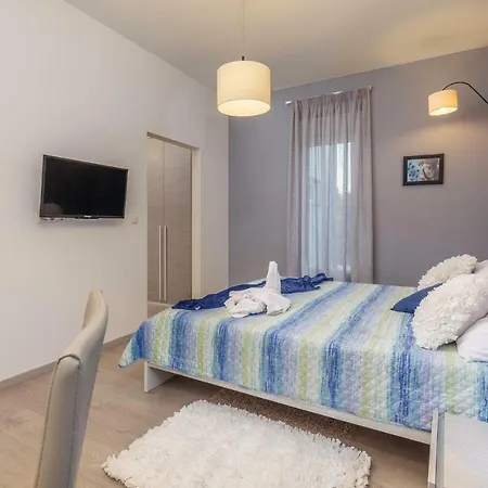 בית נופש Luxurious In *